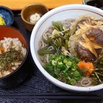 八丁とんぼ - 料理写真:日替わりそば定食（この日はしいたけの天ぷらと舞茸ごはん）