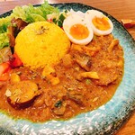 げしとうじ - チキン野菜ミックスカレー　ゆでたまごトッピング