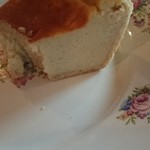 ル パンデモニウム - カスタードクリーム味のケーキ(おいしいです!!)