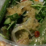 アジアンサラダ融合 - スナップエンドウとザーサイのサラダ　ジンジャーソース　アップ
