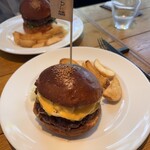 Burger POLICE - 