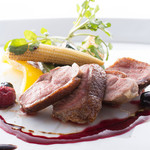 バー カヴァロ - 鴨のラズベリーソース