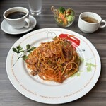 小さな RESTAURANT ＆ CAFE TAKAHASHI - ナポリタンスパゲッティとアメリカーノ