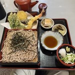 山屋 - 