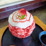 セボン丸三 - いちごスペシャルかき氷