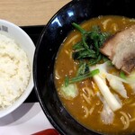CoCo壱番屋 - 料理写真:ライス（150g）＆カレーラーメン