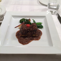 ジュエーメ - 牛ほほ肉の赤ワイン煮
