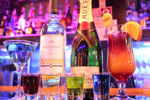 cheers international shot bar