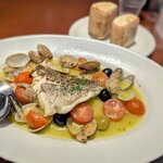 カプリチョーザ - 料理写真:真鯛のアクアパッツァ