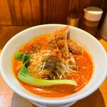 四川担々麺 赤い鯨 - 排骨担々麺