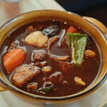 ロイヤルホスト - 料理写真:カシミールカレー　辛さが私的に若干余裕をもって食べられる辛さ　具もたくさんあって良いですね