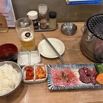 六角橋ホルモン 大夢 - 
