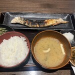 炭火焼干物定食しんぱち食堂 - 料理写真: