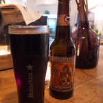 ドゥー・クルール - メキシコビール「Day of the Dead」ポーター。ダークチェリーを思わせる、フルーティーな香り！