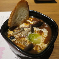 馬桜 銀座通り店 - お通しのシチュー