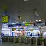 炭火焼肉 なかはら - あっと言う前に駅改札へとたどり着きました。