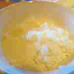 炭火焼肉 なかはら - その後はメンチカツの合間に、とろろとご飯を合わせ技で食しつつ