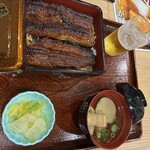 炭火鰻のこうせい - うな重一尾　¥3200＋はまぐり吸物¥100