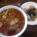 支那そば 佐川 - 半チャンセット（支那そばと半チャーハン）