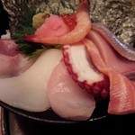 Marusa Suisan - 海鮮丼アップ