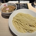 東京アンダーグラウンドラーメン 頑者 - 