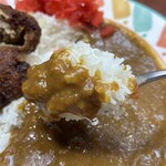 ふくてい - 日替わりサービスの「メンチカツカレー（税込640円）」