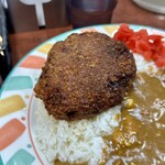 ふくてい - 日替わりサービスの「メンチカツカレー（税込640円）」