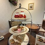 salon de the Tea shot - 