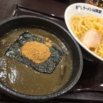 煮干しラーメン山岡家 - 料理写真:極濃煮干し豚骨つけ麺