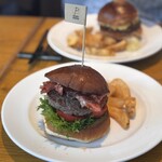 Burger POLICE - BLTバーガー（2680円）