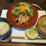 口福屋 しずく - 肉料理のランチ