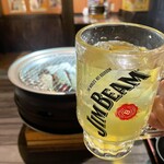 炭焼道楽 - ジムがビーム出してますがこれはジャスミン茶！だったと思う…
