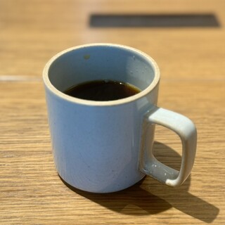 CAFE & BAR CROISEE_0