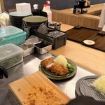 厚切りとんかつ 厚とん - 
