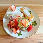 カフェ フラガリア - ケーキプレート