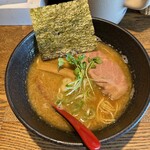 麺部しば盛 - 料理写真:軟骨ラーメン