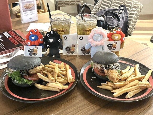 完全予約制の『黒ミャクミャクおおきにセット』』by Y♡U : ハード