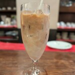 カフェ・アンセーニュ・ダングル - カフェ・オ・レグラッセ