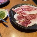 本格炭火焼肉えがお - 