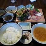 Haya Iso - 刺身定食