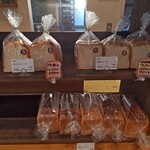 ぱんのわプラス - 商品棚