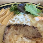 魚介豚骨ラーメン　あき家 - 