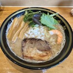 魚介豚骨ラーメン　あき家 - 