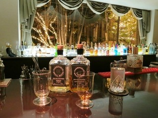 Elixir - カウンターの向こうは雪景色とネオンでキレイ☆