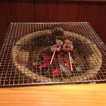 日本料理 たかむら - 2015年1月中旬。比内地鶏の中でも厳選されたものの、砂肝焼き。鳥好きにはたまりません。