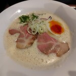 鶏白湯ラーメン suma_suma - 料理写真: