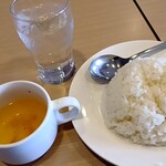 ガスト - ごはんは大盛り無料！