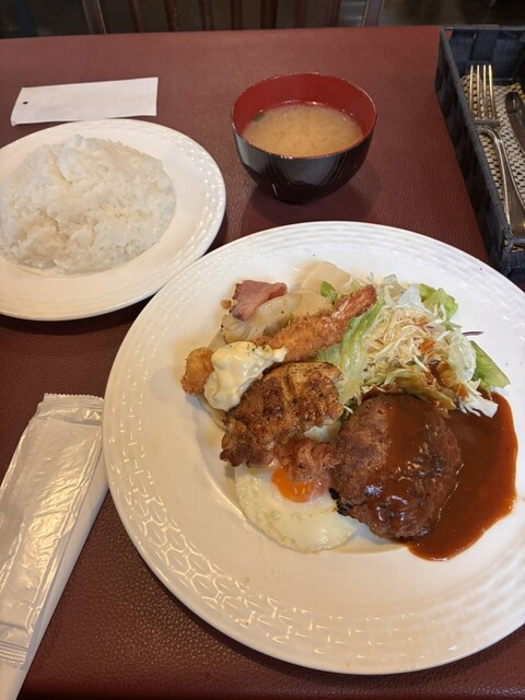 サウスウッド （SOUTH WOOD） - 岡町/洋食 | 食べログ