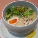 蔭山樓 - 鶏白湯麺