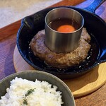 和牛近江牛ランチ 月とハンバーグ - 